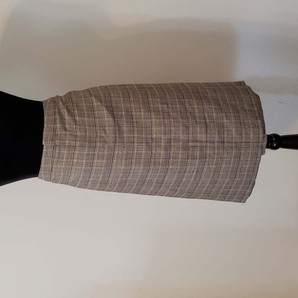 Plus plaid skirt